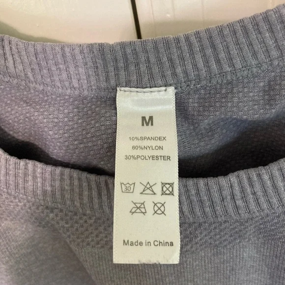 Women's Purple Top - Picture 4 of 4